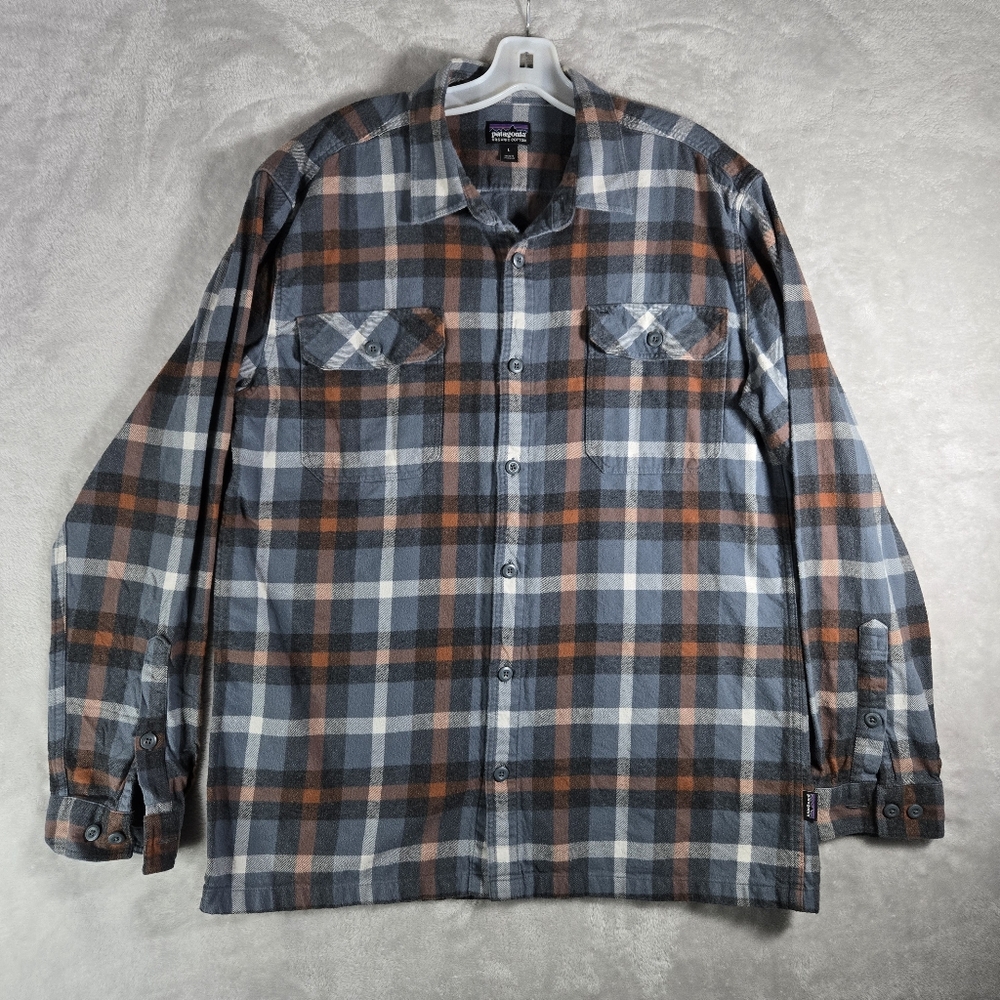 Patagonia Fjord Flannel Shirt Men Size Large L Organic Cotton Blue Plaid Pockets